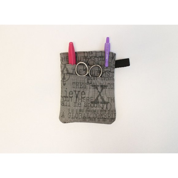 X-Files Scrub POCKET Insert, Organizer & Protector for Nurses, Doctors - Picture 1 of 4